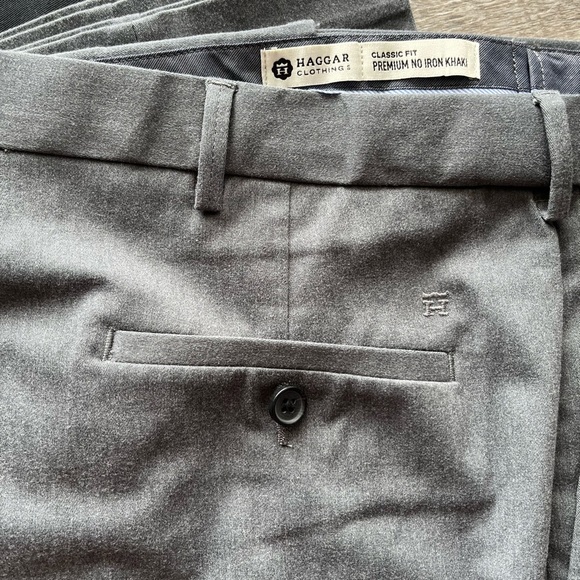Haggar•2 pairs Men's Black Gray Formal Dress Chinos No-Iron Men’s Pants Sz 40x29 - Picture 6 of 10